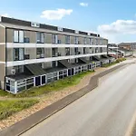 2 Bedroom Beautiful In