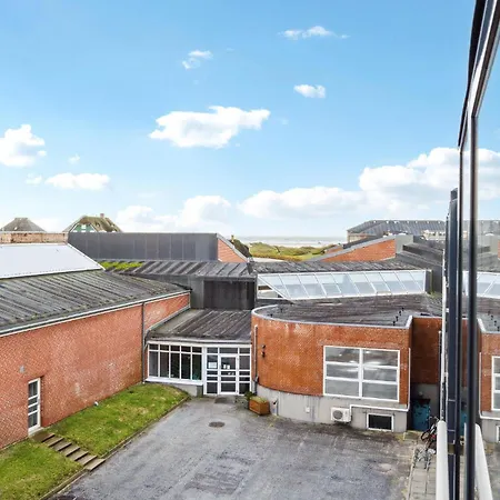 2 Bedroom Beautiful In Lägenhet