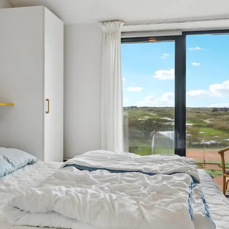 1 Bedroom Front In