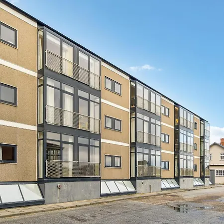 2 Bedroom Beautiful In Lägenhet