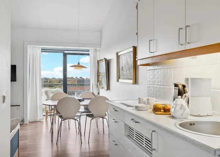 2 Bedroom Beautiful In