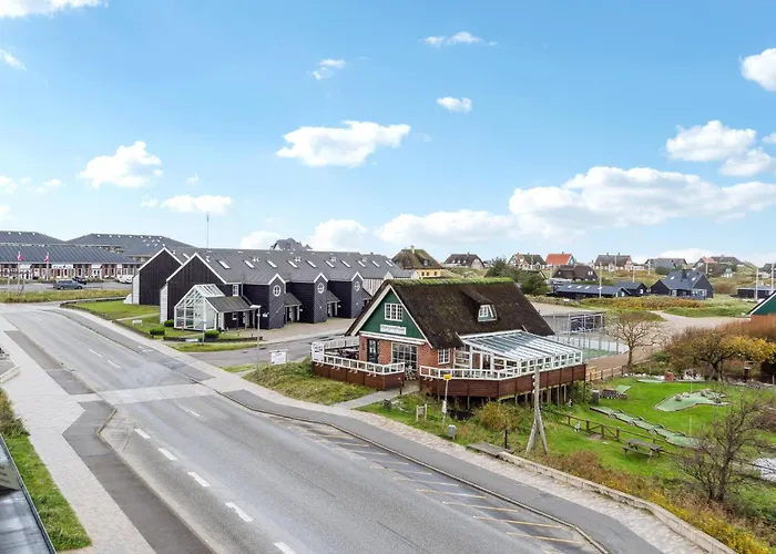 2 Bedroom Beautiful In Appartement